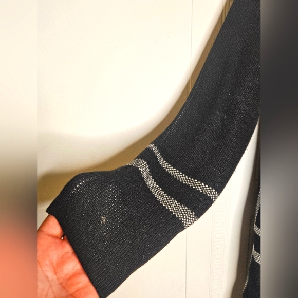 Charter Club Open Front Chunky Knit Black Red White Plaid Cardigan Sz XL - Picture 4 of 10